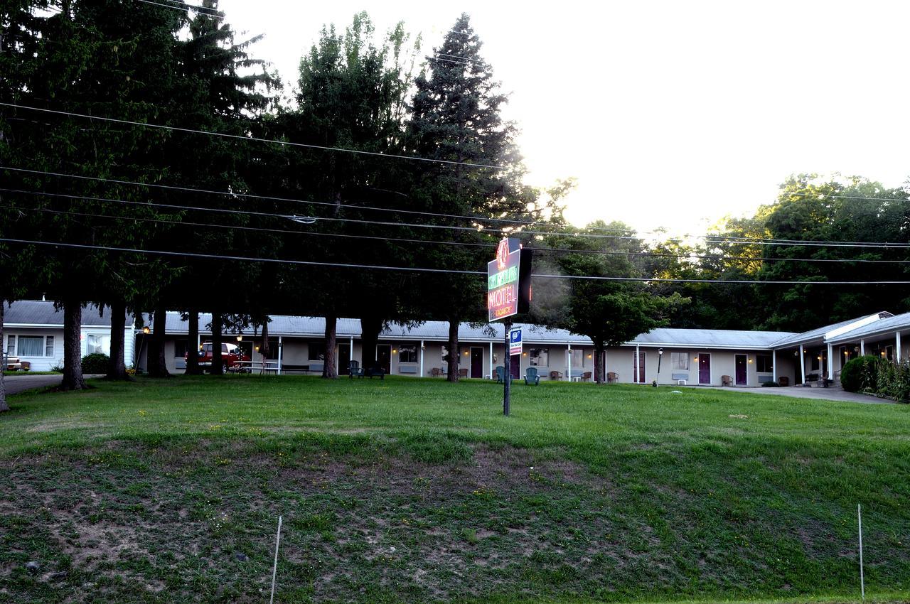 The Chieftain Motel Watkins Glen Exterior foto